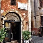 Magenta Navona Design